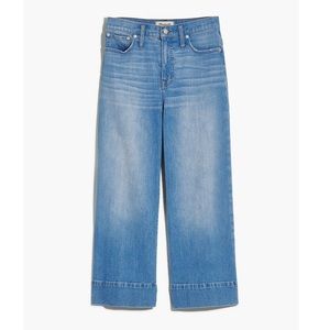 Madewell Petite Wide-Leg Crop Jeans in Delancey Wash